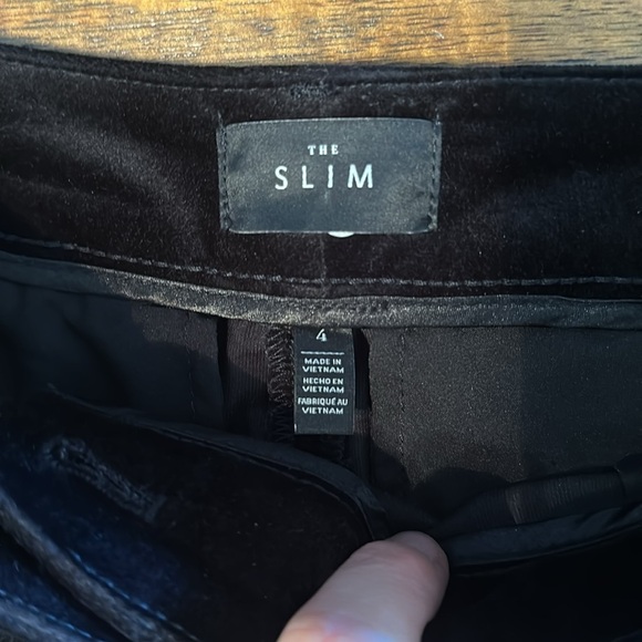 White House Black Market The Slim pants size 4 pants EUC - Picture 2 of 9